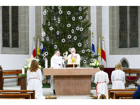 Feierliche Christmette in St. Crescentius (© Karl-Franz Thiede)